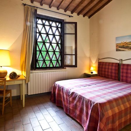 Podere Il Pino Поджибонси Номер фото